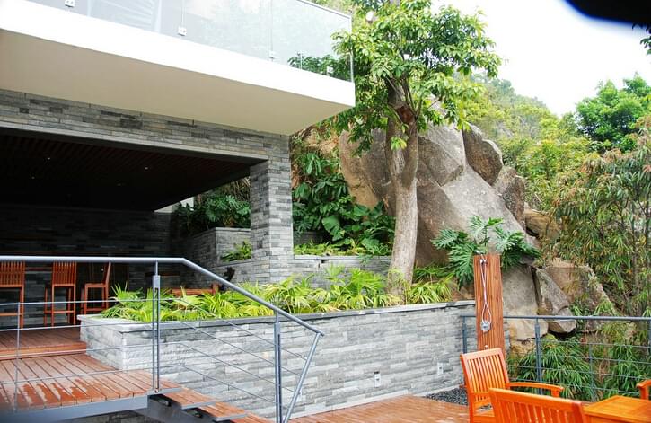 中艺源12年园林绿化施工经验 您的园林景观设计、施工、养护一站式服务商 深圳东部华侨城别墅