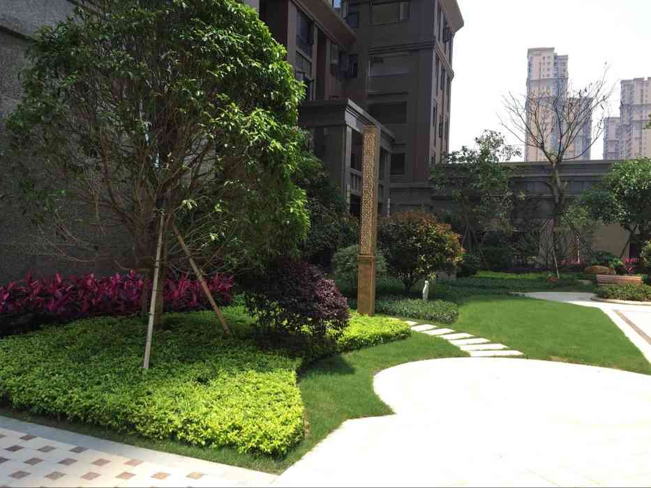 中艺源12年园林绿化施工经验 您的园林景观设计、施工、养护一站式服务商