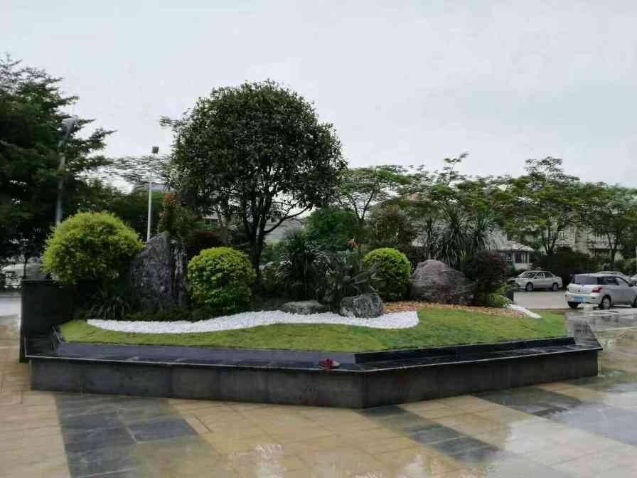 中艺源12年园林绿化施工经验 您的园林景观设计、施工、养护一站式服务商