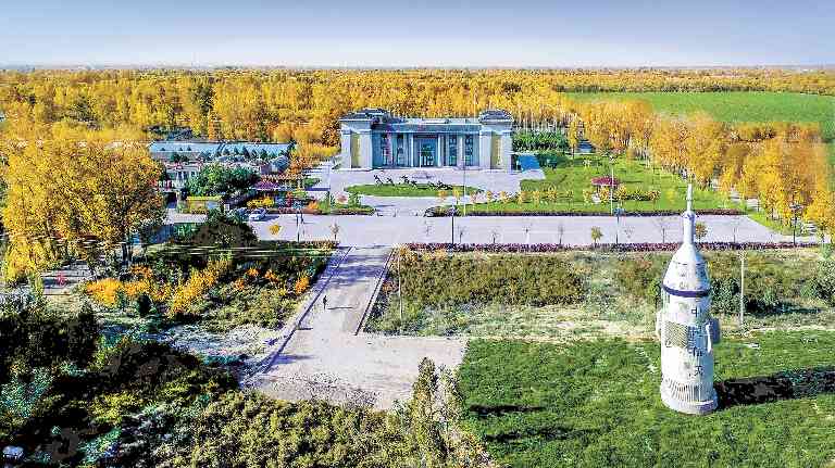 补浪河女子民兵治沙连：荒漠变绿洲的青春征程