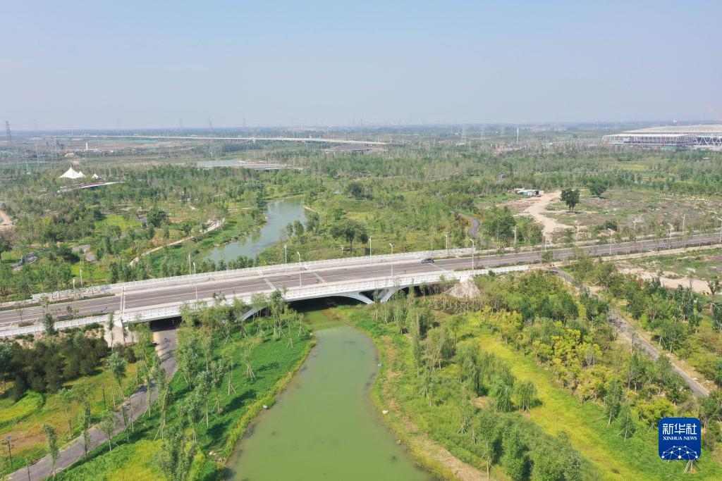 雄安新区：中央绿谷及东部溪谷生态廊道芳容初绽